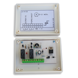 2141D - Reläkort för sluss, 1 direkt 1 fördröjt relä, 12/24V