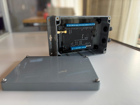 batlarmscentral-tr5z-4g5g-i-tat-box - produkter/07539/TR5Z_båt.png